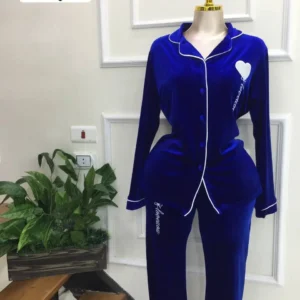 photo 5970011577056431065 y