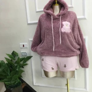 photo 5974496626720050115 y